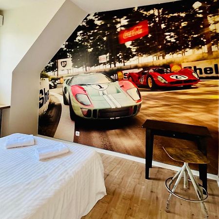 Man Cave Villa Le Mans Bagian luar foto